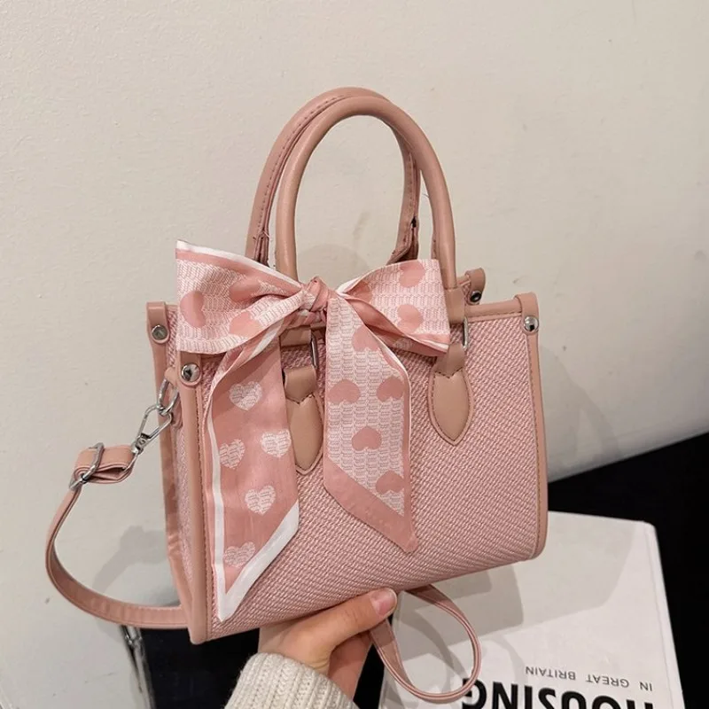 

Luxurious Dainty Shoulder Bag Underarm Crossbody Luxury Dinner Party 2025 New Model Exquisite Glamorous Timeless Elegant Stylish