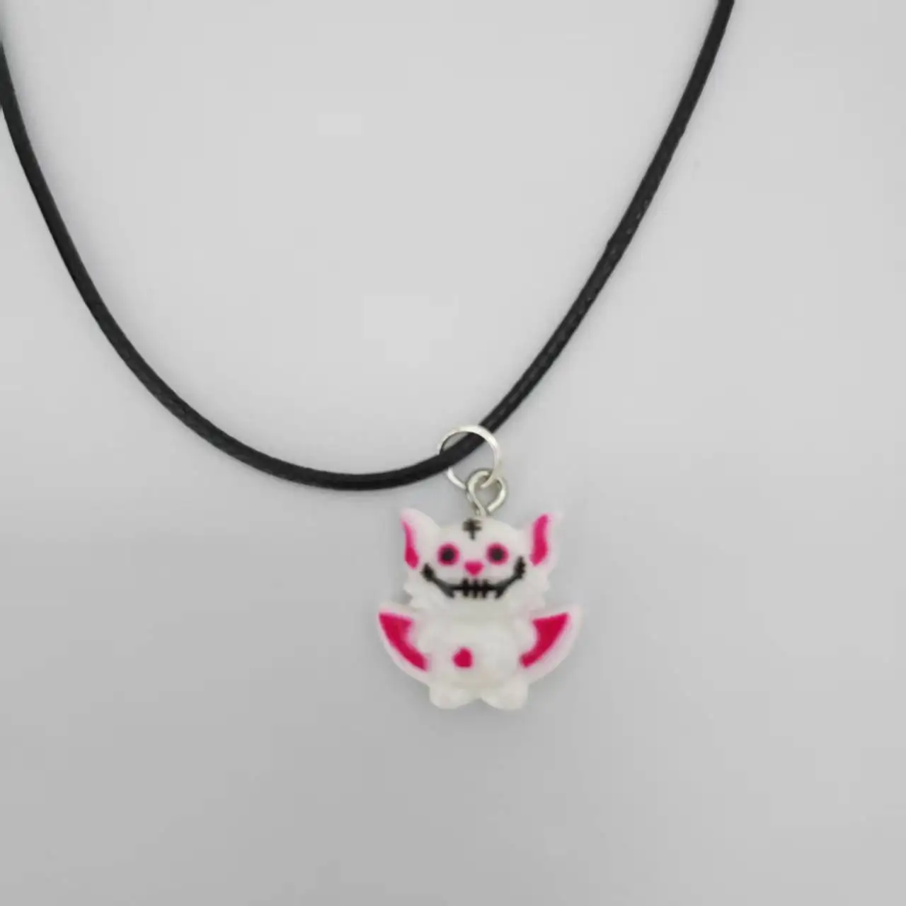 

Детское ожерелье ручной работы на Хэллоуин, новый подарок для женщины или мужчины, простое ожерелье с изображением призрака вампира для вечеринки