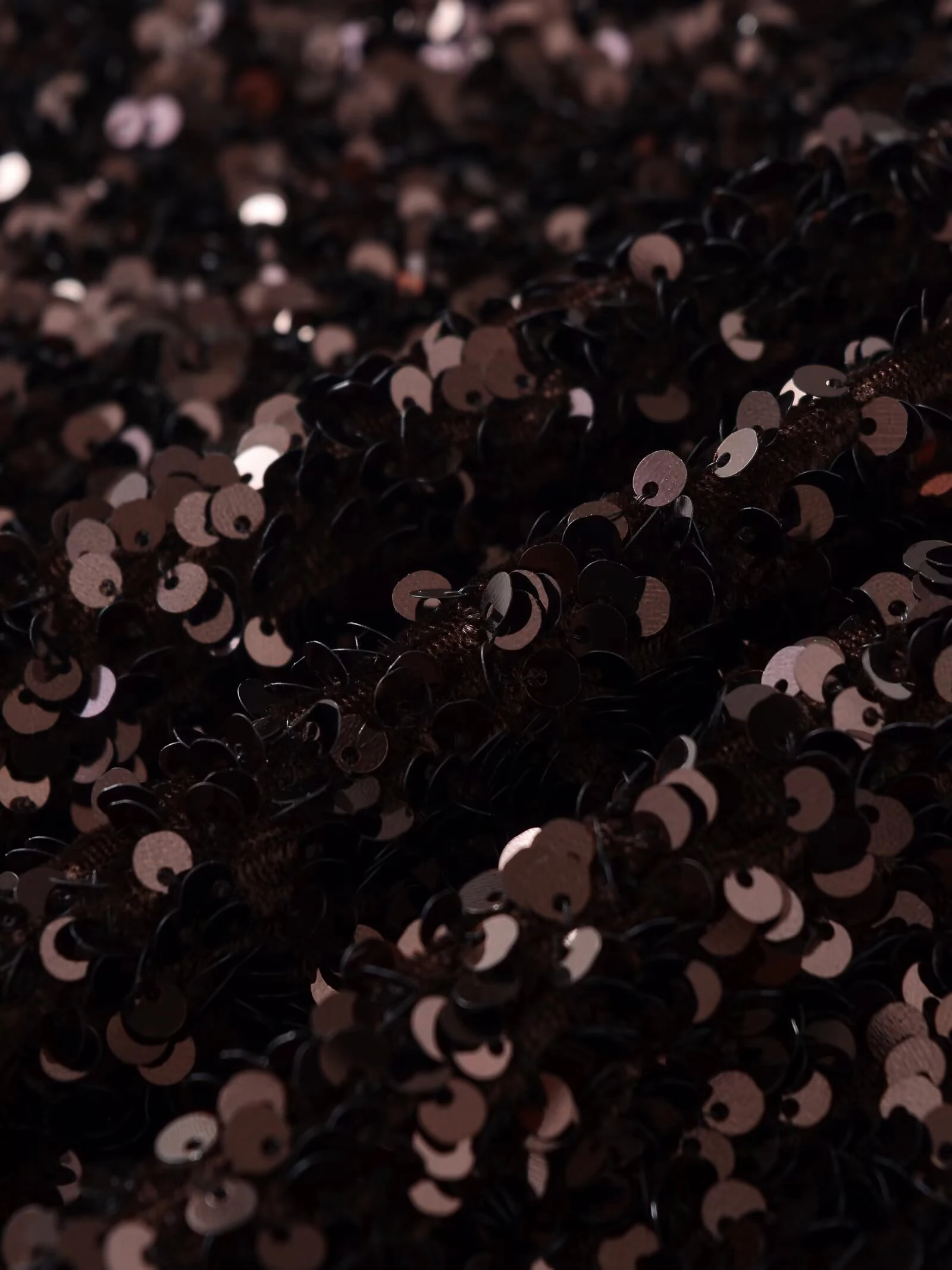 กระโปรงตกแต่งมุกทรงเอวสูง ดีไซน์ใหม่ปี 2026 สไตล์ยุโรปและอเมริกา สำหรับผู้หญิง แฟชั่นทันสมัยและใช้งานได้หลากหลาย ช่วยให้ดูผอมเพรียว