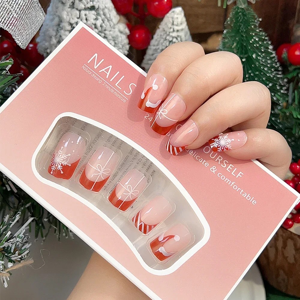 Christmas Cute Snowman False Nail Press on Full Short Nails Tips 24Pcs Elk Pattern Design DIY Manicure Red Fake Nails Art Tools