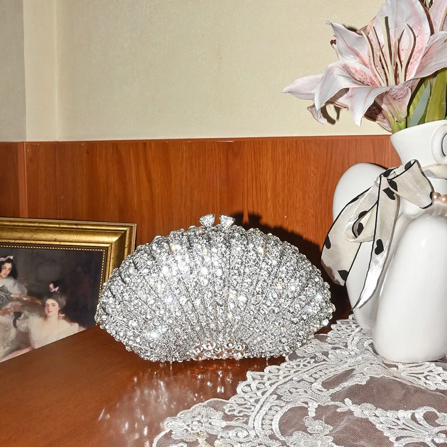 French Creative Shiny Full Diamond Shell Bag Temperament Simple Light Luxury High Sense Crystal Clutch Bag Dinner Bag