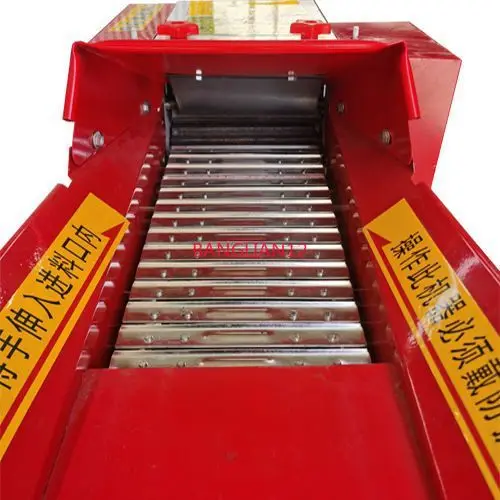 New type of grass cutting machine Horizontal wet and dry grass kneading machine Cattle and sheep breeding grass cutting machine