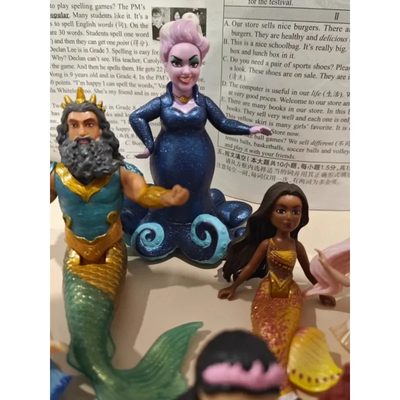 Figuras coleccionables móviles articuladas de la Sirenita Ariel, adornos para pasteles, regalos para niñas, en Stock