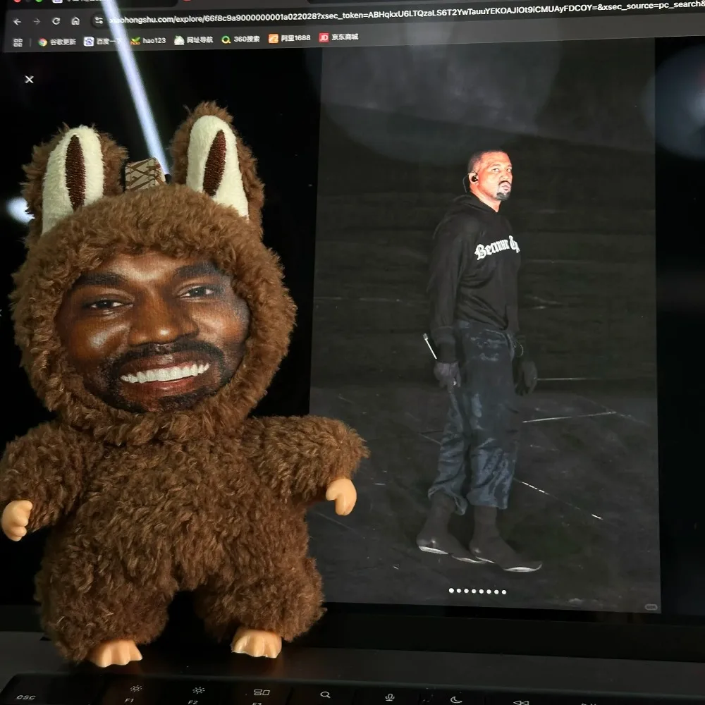 منتجات كاني ويست الطرفية الجديدة قلادة كاني نفس Layeye كاني نفس الهيب هوب العصرية قلادة تتجه الديكور اللعب هدية