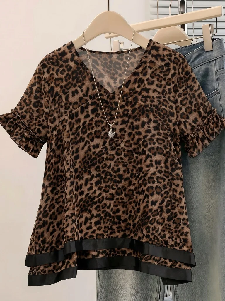 

Slim Fit Leopard Print V-Neck Short Sleeve Chiffon Top Women's Summer New Style plus Size Fashionable Age-Defying Blouse
