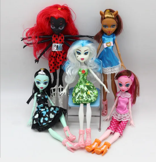 High Quality Fasion Monstere Dolls Draculaura/Clawdeen Wolf/ Frankie Stein / Black WYDOWNA Spider Moveable Body Girls Toys