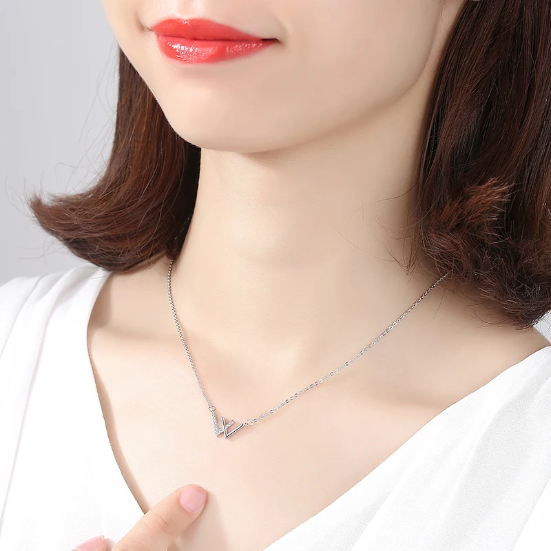 New Trendy 925 Sterling Silver W Letter Necklace Women Double V Shaped Pendant Fashion Jewelry Gift
