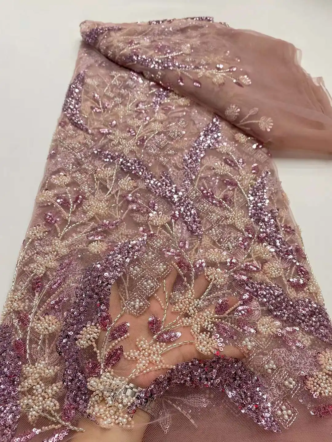 

Pink Latest Nigerian Lace Fabrics Fashion Women African Tull Lace Luxury Handmade Beads sequins Fabrics For Wedding 5Yards