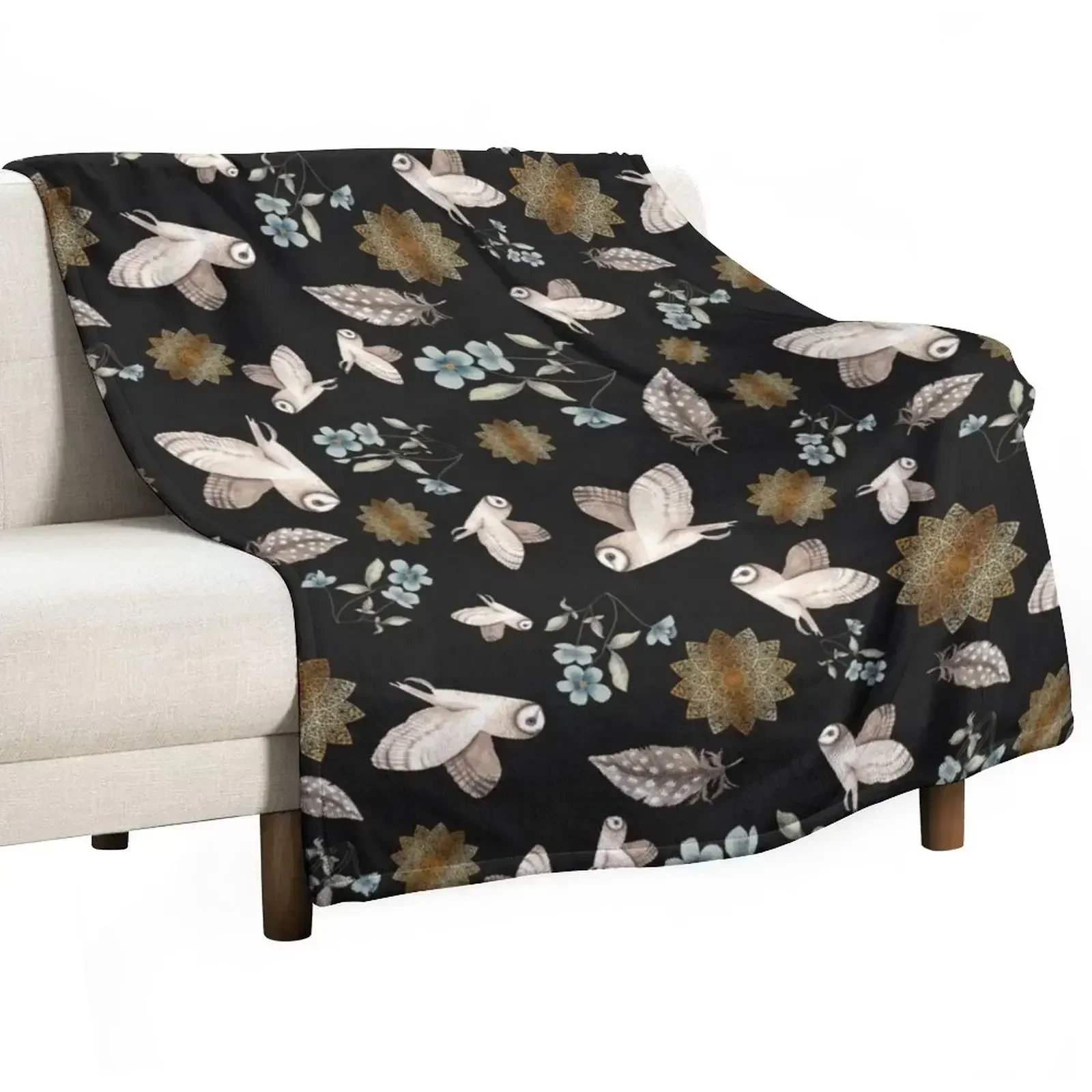 

Barn Owl Pattern in black Throw Blanket Stylish Decor Blanket Gift for Friends Roommate