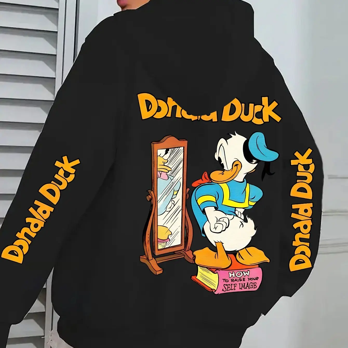 

Disney Donald Duck Cartoon Women's Pull-up Shirt Winter Sportswear, Colorful Donald Duck Design Casual Winter Funny Hoodie