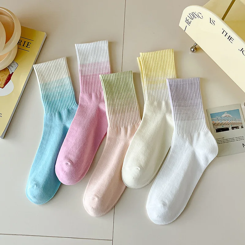 

1/5 pairs New women's autumn winter casual comfortable sports socks autumn new fashion versatile color blocked mid tube socks