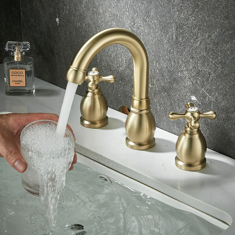 Brass Brushed Gold Three-hole Basin Faucet Deck Mounted Bathroom Sink Faucet Double Handle 3 Hole Hot Cold Mixer Tap