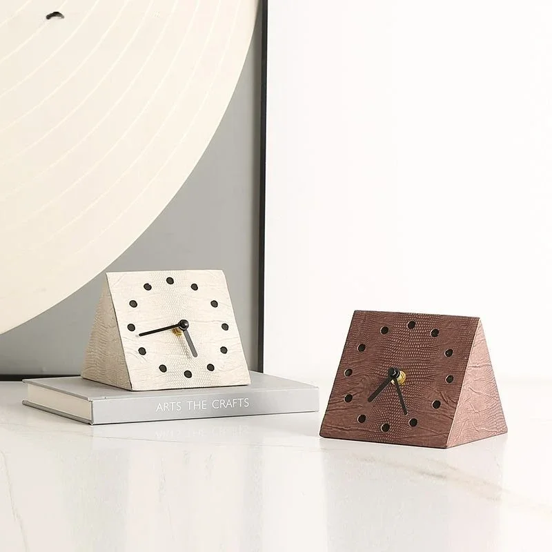 Minimalist retro geometric art leather pattern table clock ornament model room B & B bedroom desktop creative home decoration