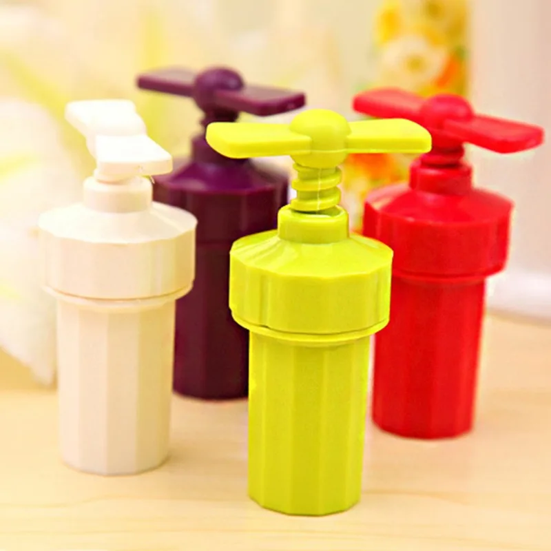 Ginger Garlic Manual Press Twist Cutter Crusher Plastic Peeler Kitchen Tools Garlic Press Device Handheld Ginger Garlic Tools