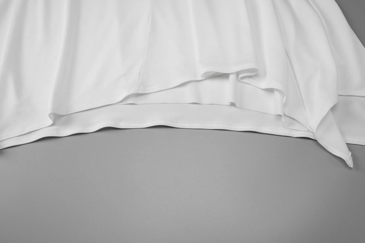 Hugcitar Fashion 2-teiliges Set, V-Ausschnitt, einfarbig, gerafftes, sexy Crop-Top, unregelmäßiger Midirock, Damen-Outfit für Strand, Urlaub, Party – Detail 10