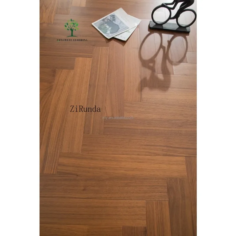 نسخة مخصصة 15 مم من خشب الجوز الأسود والخشب الصلب المركب متعدد الطبقات أرضية متعرجة متوافقة مع الحرارة المشعة