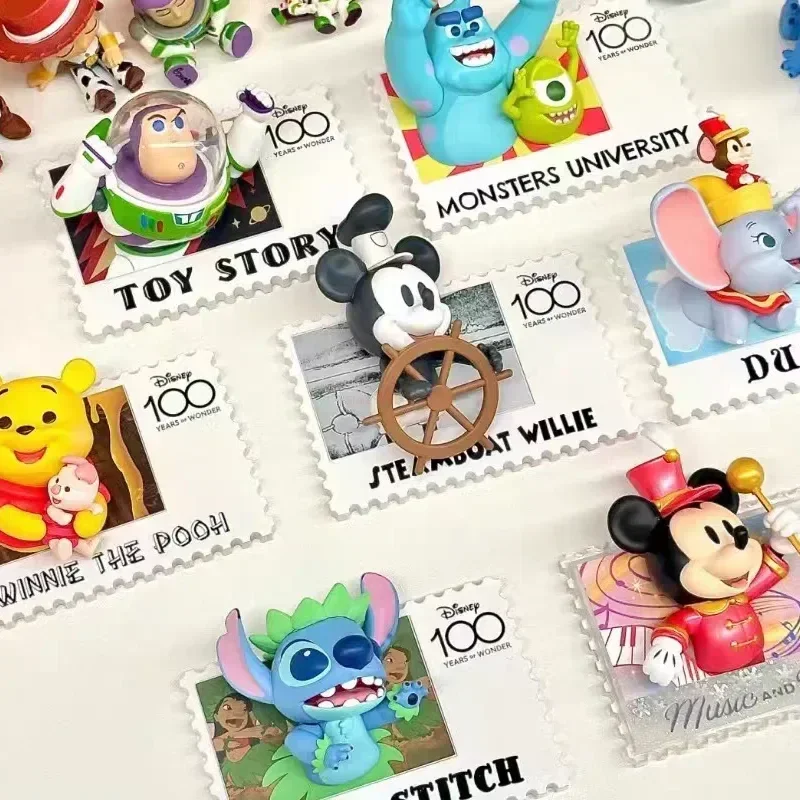 Disney Rückkehr zu Stempel Serie Blind Box Mickey Stitch Stempel Stil Anime Figuren niedlichen Kawaii PVC Statue Figuren Weihnachts geschenke