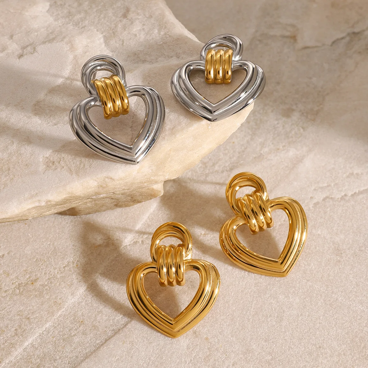 يوري الفولاذ المقاوم للصدأ العصرية القلب Huggie أقراط الذهب 18 K مجوهرات مطلية للنساء صديقة هدية биujuchteria dlaīrendino جديد