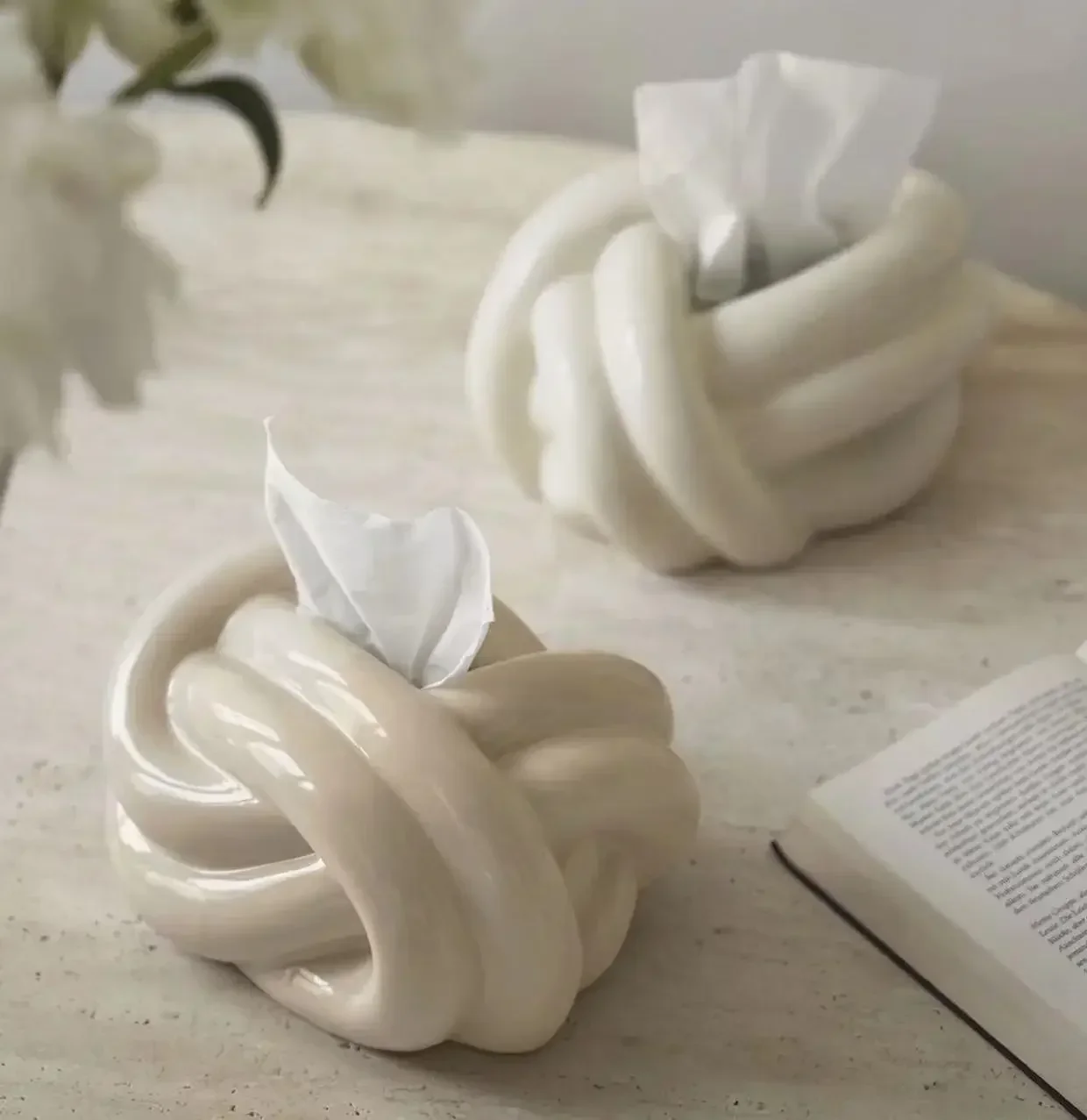 Knot Shape Ceramic Tissue Box European Modern Creative Cute Abstract Art Napkin Holder Home Coffee Table Desktop Paper Towel Box