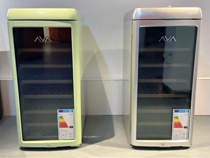 258 liters ice bar with wireless charging, automatic box setting, solid wood frame with lock.