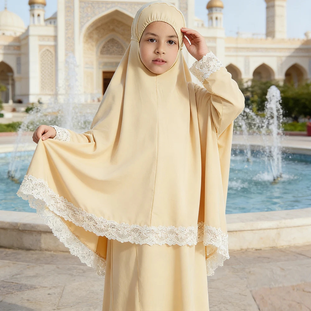 

Комплекты для девочек: химар с капюшоном, джалабия, хиджаб, платье, джеллаба, абайя, роба, юбка, исламская молитвенная одежда, кебая, кружевное платье на Ид.