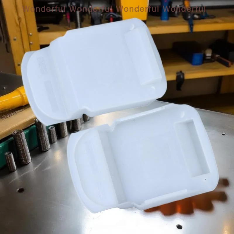 

Lithium Battery Holder Case for 14.4V 18V Power Tools BL1430 BL1830 BL1840 BL1850 BL1860, 1/3/5 Set Dust Protection Cap.