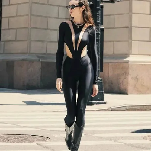 חליפות & רומפרס