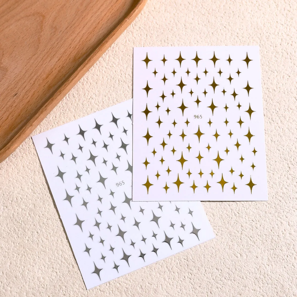 3D-Nagelkunst-Aufkleber, rot, schwarz, weiß, Liebesherzen, Sterne, Wolken, französische Vollspitzen, selbstklebende Nagelaufkleber, Schieber für Maniküre