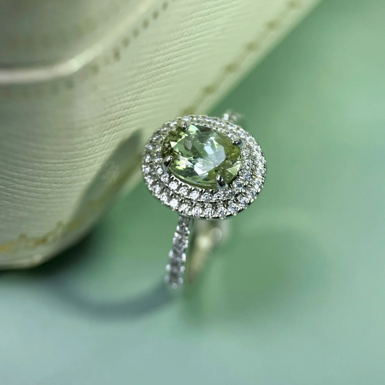 

HT25 Solid 925 Sterling Silver 1.2ct Green Tourmaline Gemstones Rings for Female's Classic Cocktail Rings