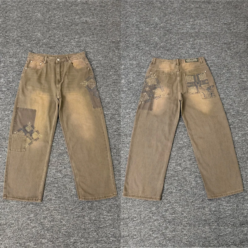 DERSCHUTZE Vintage Brown Washed Patchwork Jeans Men Retro Embroidery Baggy Wide‑Leg Streetwear Pants