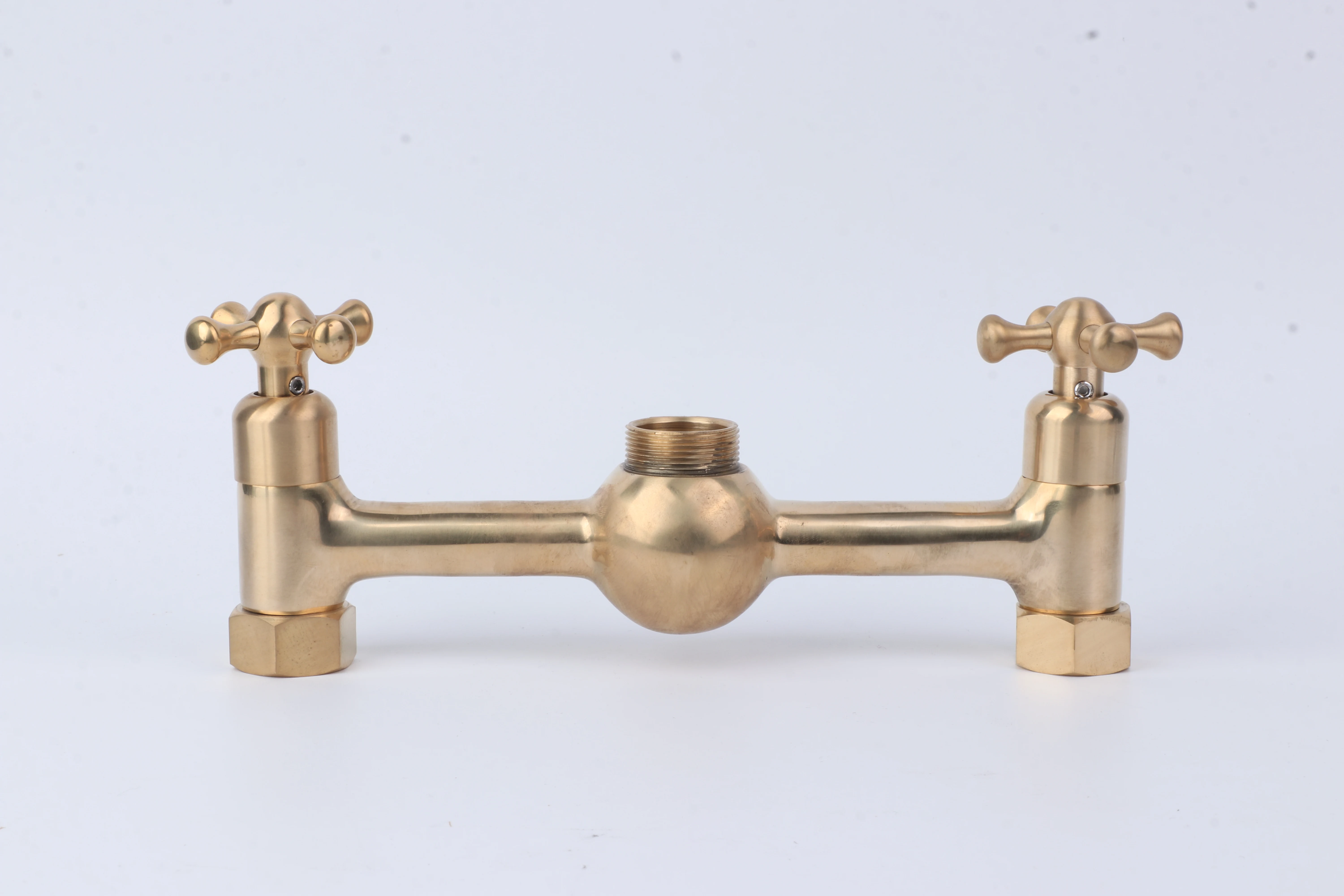 Double handle unpainted brass deck mounted faucet traditional design with polished brass long spout for kitchen sink faucets