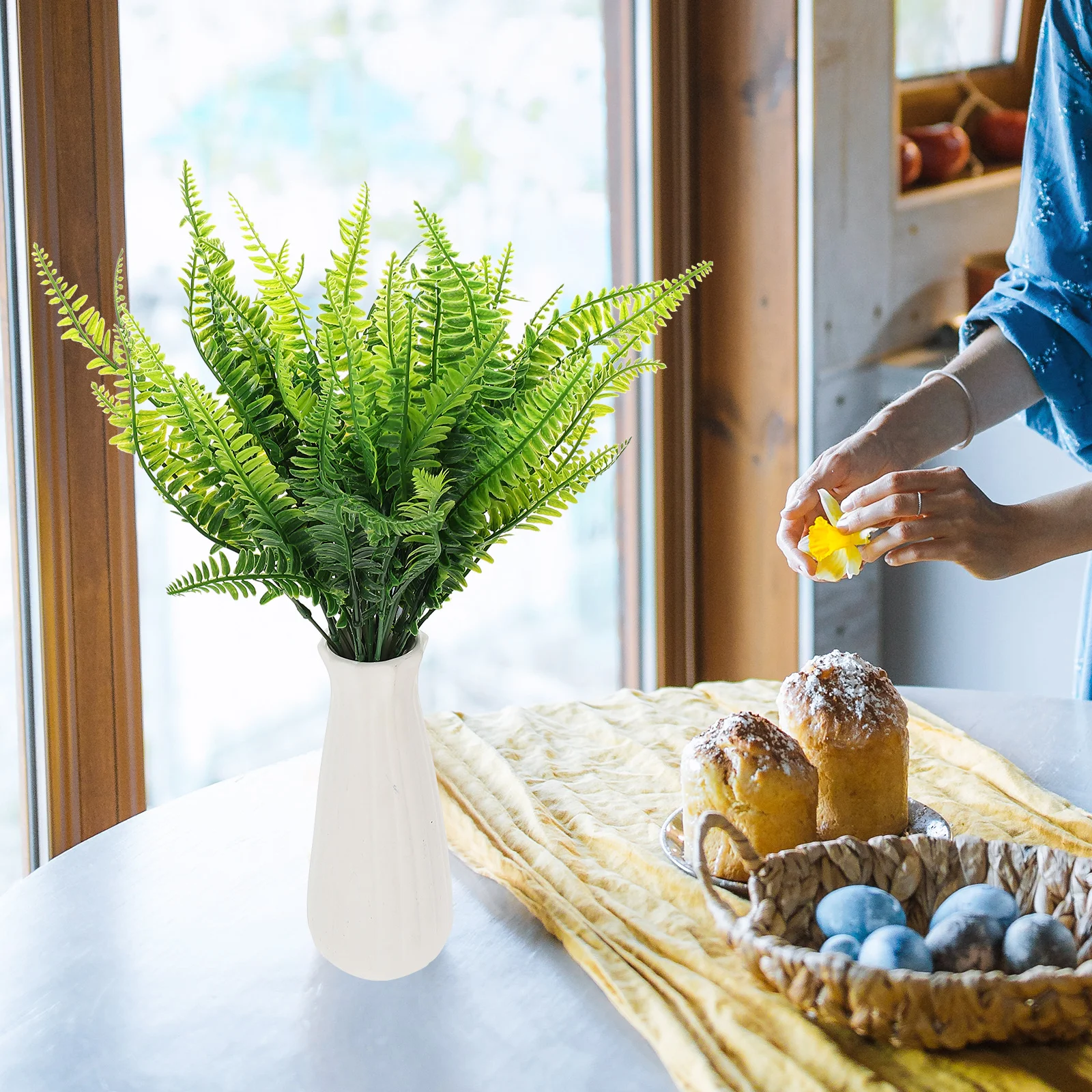 

8Pcs Artificial Fern Plants Lifelike Faux Fern Leaves Weatherproof Fake Leaves for Indoor Outdoor Flower Arrangement Supplies