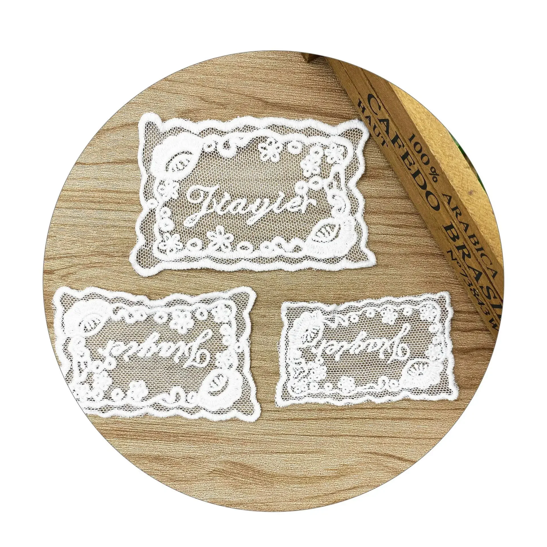 10pcs/Lot Embroidery Cotton Patches Lace Fabric Applique Sewing Garment Accessories DIY Clothes Stickers