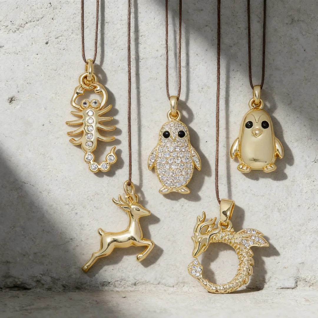 3Pcs Pendants Brass Zircon Animal Charms Scorpion Crab Penguin Deer Dragon Hollow for Diy Jewelry Necklace Bracelet Accessories