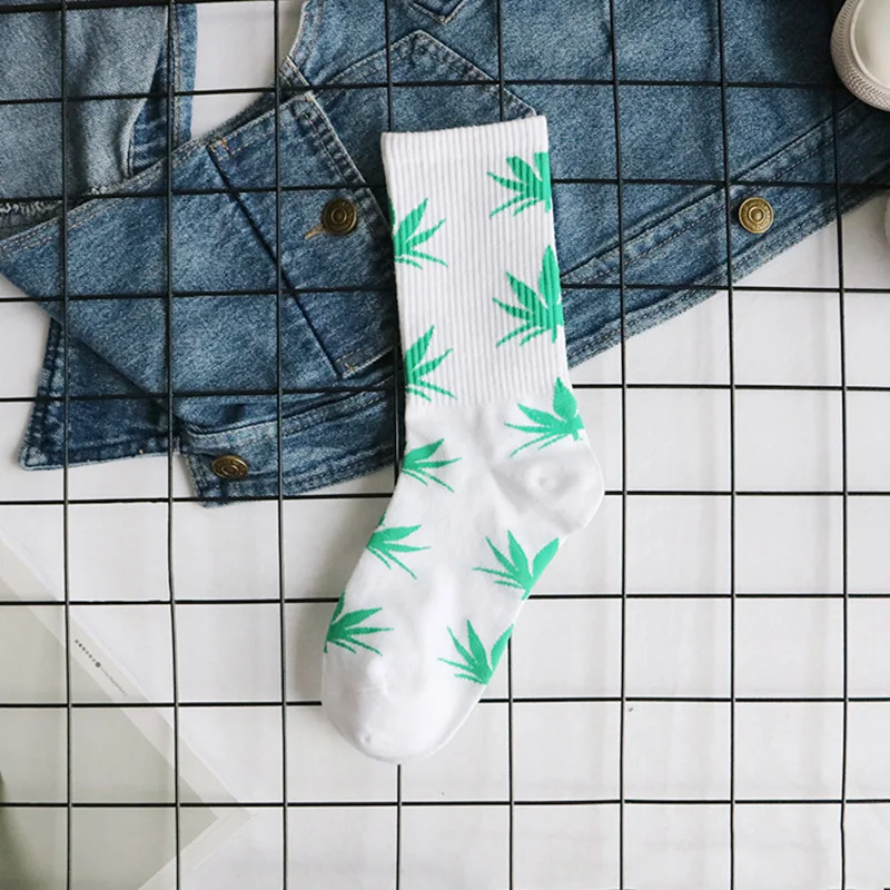 Man Fashion Comfortable High Quality Cotton Socks Leaf Maple Leaves Casual Long Paragraph Hemp Weed