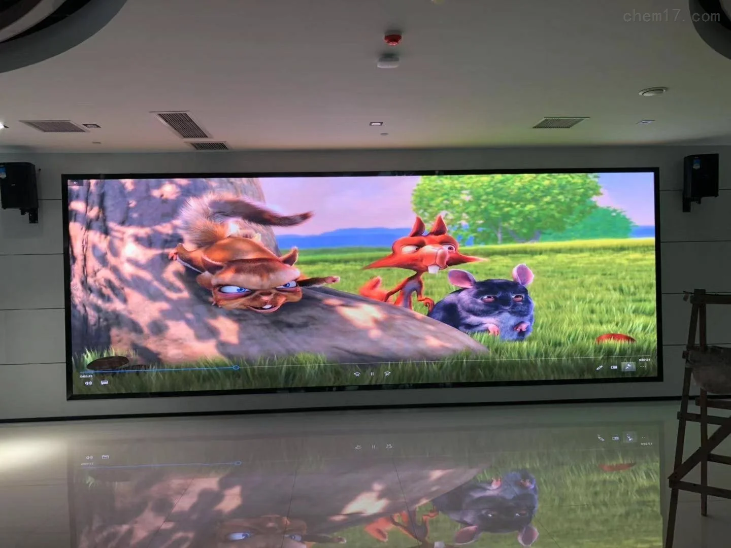 Indoor LED Display Panel HD P2.6 1000 * 250MM Display Screen Front Maintenance Fixed Installation  Wall Video Led Screen