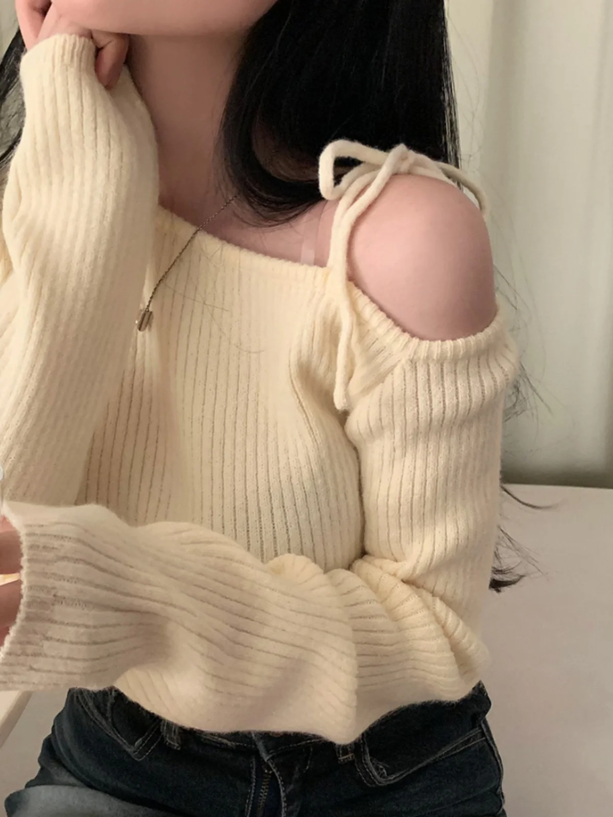 South korea Chic Red off-Shoulder Lace-up Knit sweater Women Spring and Autumn New Design Sense  Soft Glutinous Top