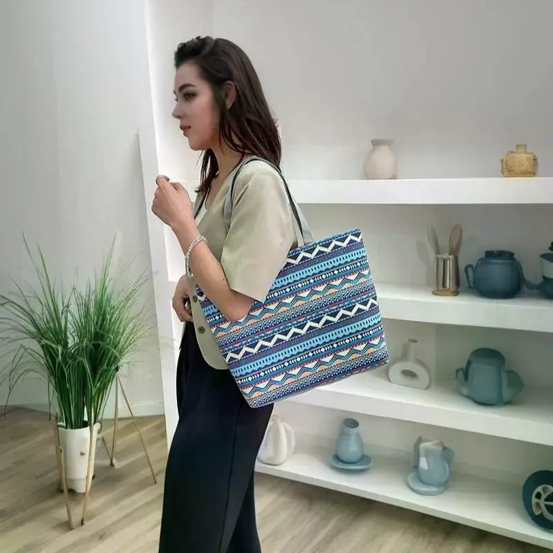 Classic Vintage Women's Canvas Tote Bag Large Size Casual Shoulder Handbag Suitable for All Daily Occasions