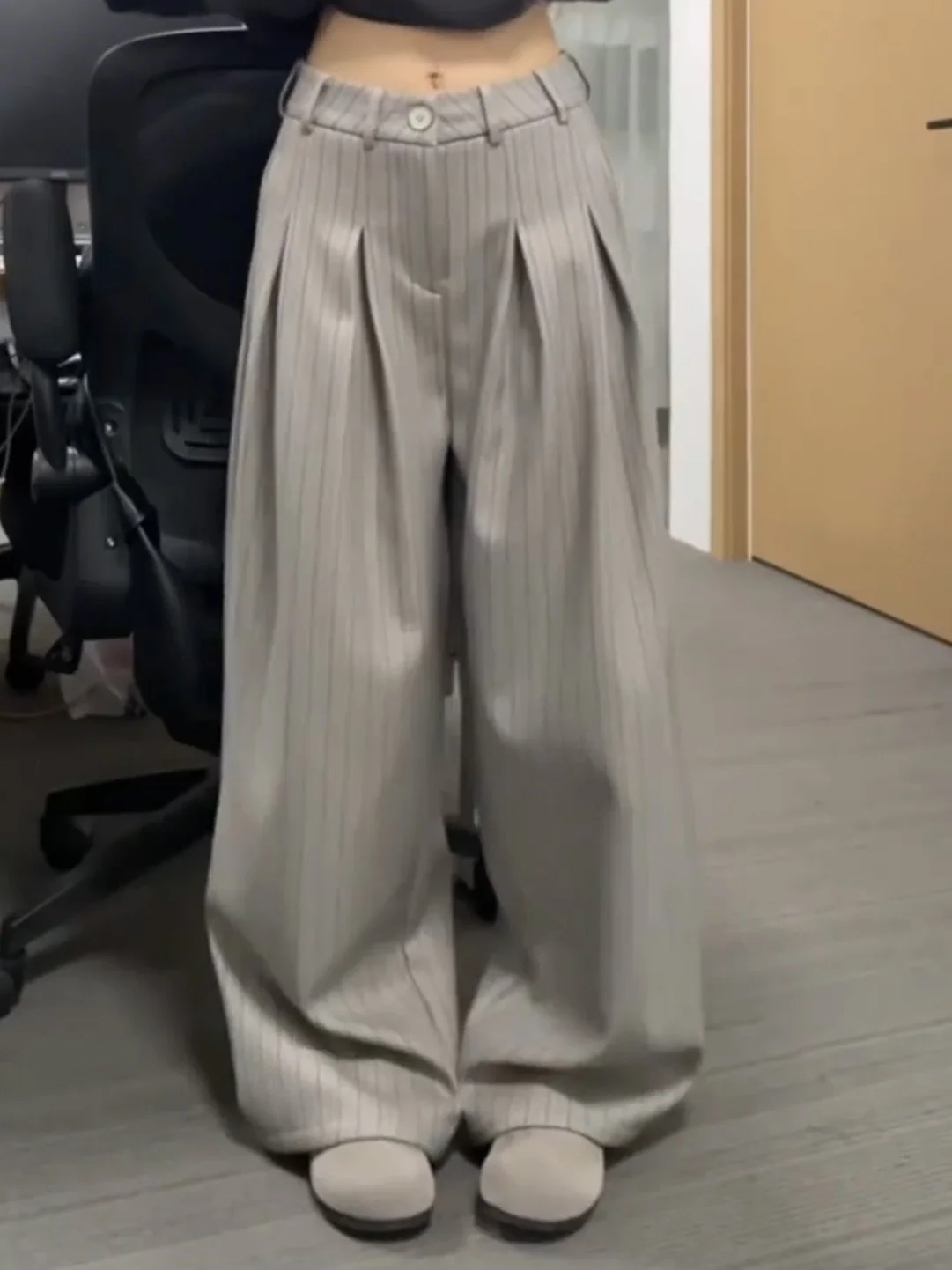 

Повседневные универсальные широкие брюки с эффектом стройности, в полоску, с высокой талией, на пуговицах, из полиэстера, женские повседневные брюки