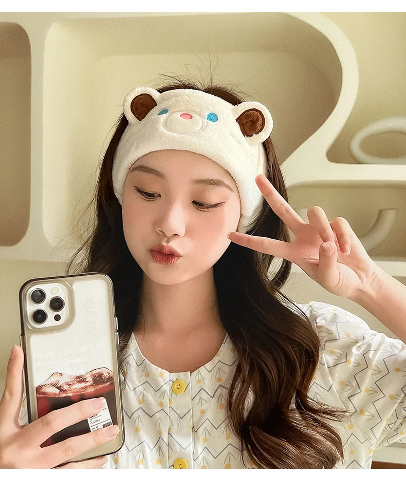 Bear Coral Fleece Facial Spa Stirnband, bequemes und stilvolles Hautpflege-Stirnband zum Waschen von Gesicht und Make-up – Detail 7