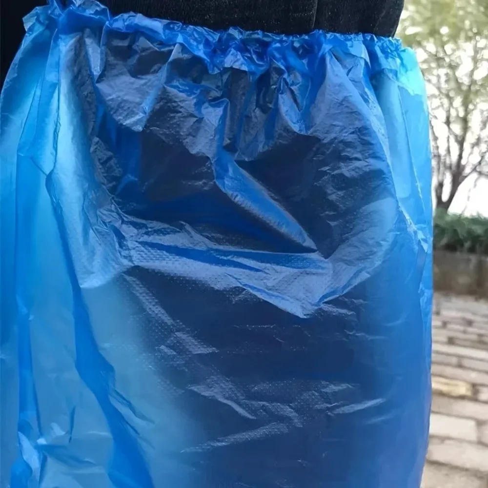 KKJOY 10 Stück Einweg-Regenschuhüberzieher, transparent, rutschfest, wasserdicht, zum Schutz bei Niederschlag im Freien – Detail 4
