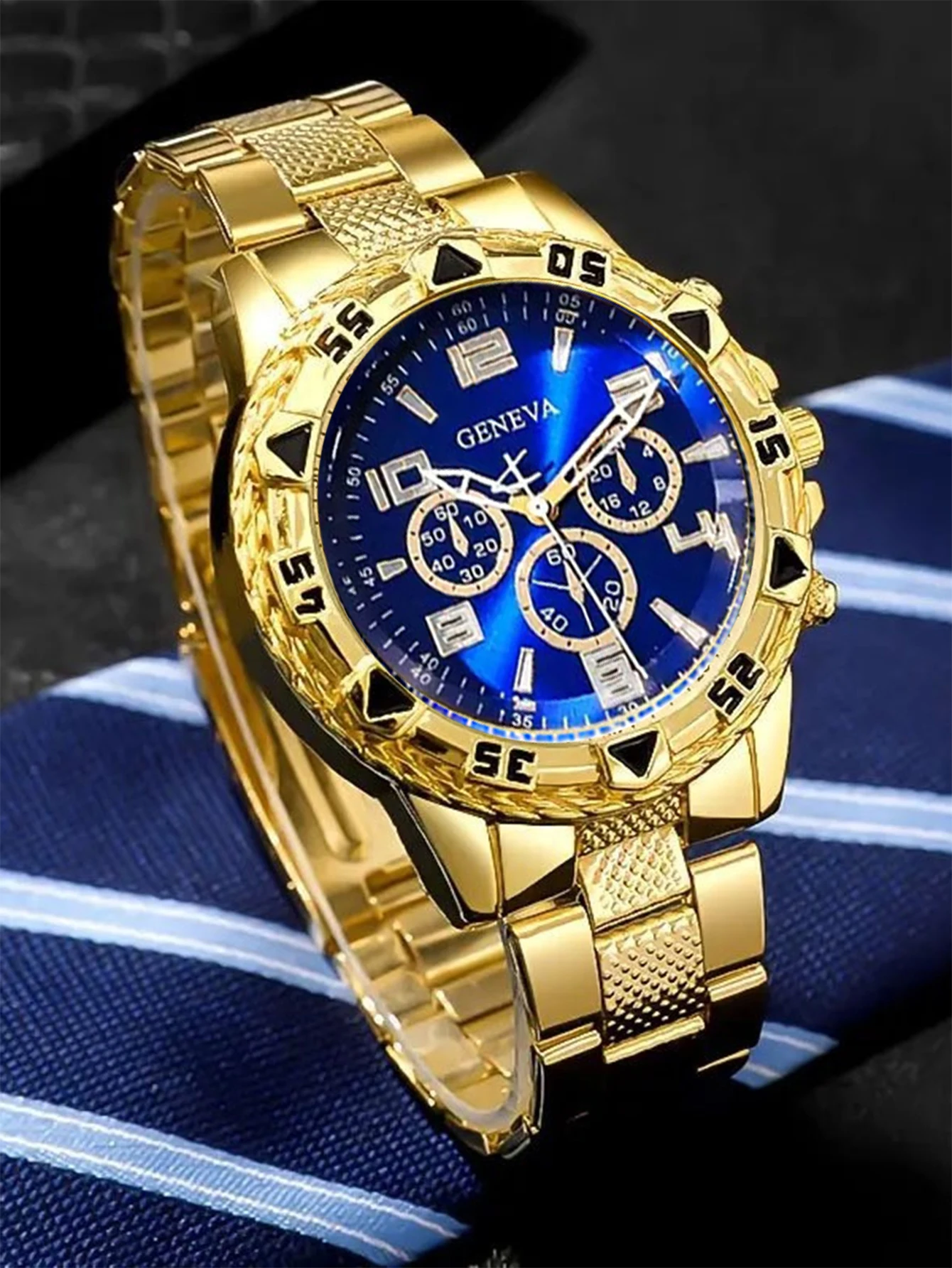 Reloj de cuarzo con pulsera de acero de negocios para hombre de aleación de oro y conjunto de anillo y collar con pulsera de cadena: un regalo de cumpleaños para él