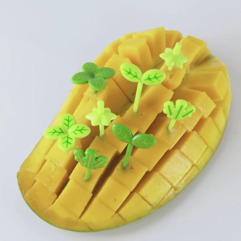 8pcs Mini Fruit Forks Toothpick Blades Salad Tiny Forks Kids Cake Picks - Assorted Colors