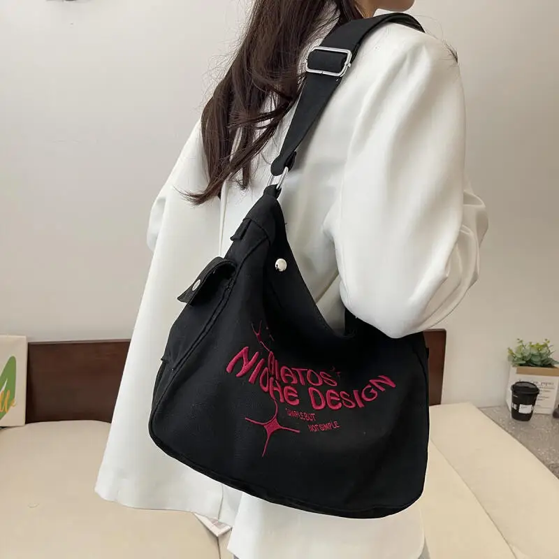 Fashion Women\'s Bags New Canvas Bag Embroidery Tote Bags Leisure Versatile High Capacity Trend Lady Shoulder Bags Bucket Bags