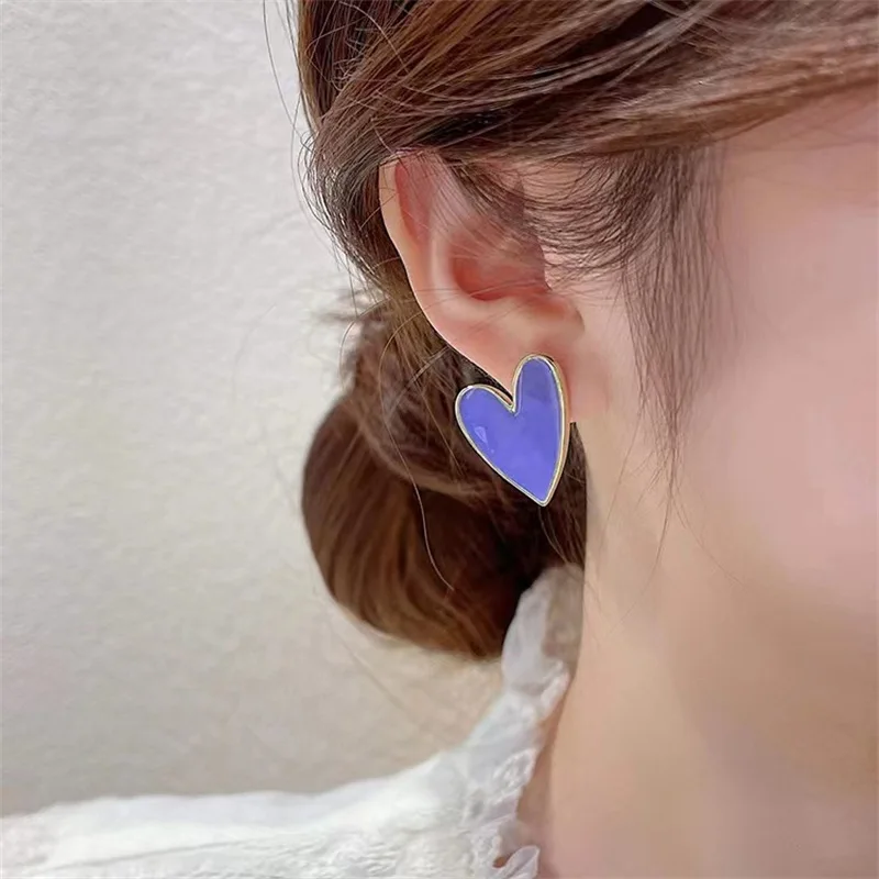 New Korean Heart Dangle Earrings for Women Enamel Irregular Heart Earrings Purple Yellow Unusual Earrings Party Gift bijoux