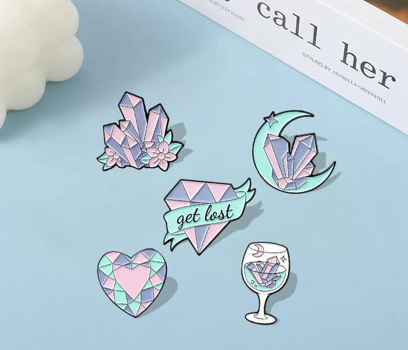 Pins Custom Moon Heart Wine Glass Brooch Lapel Badge Bag Cartoon Jewelry Gift for Kids Friends Dream Stone Enamel