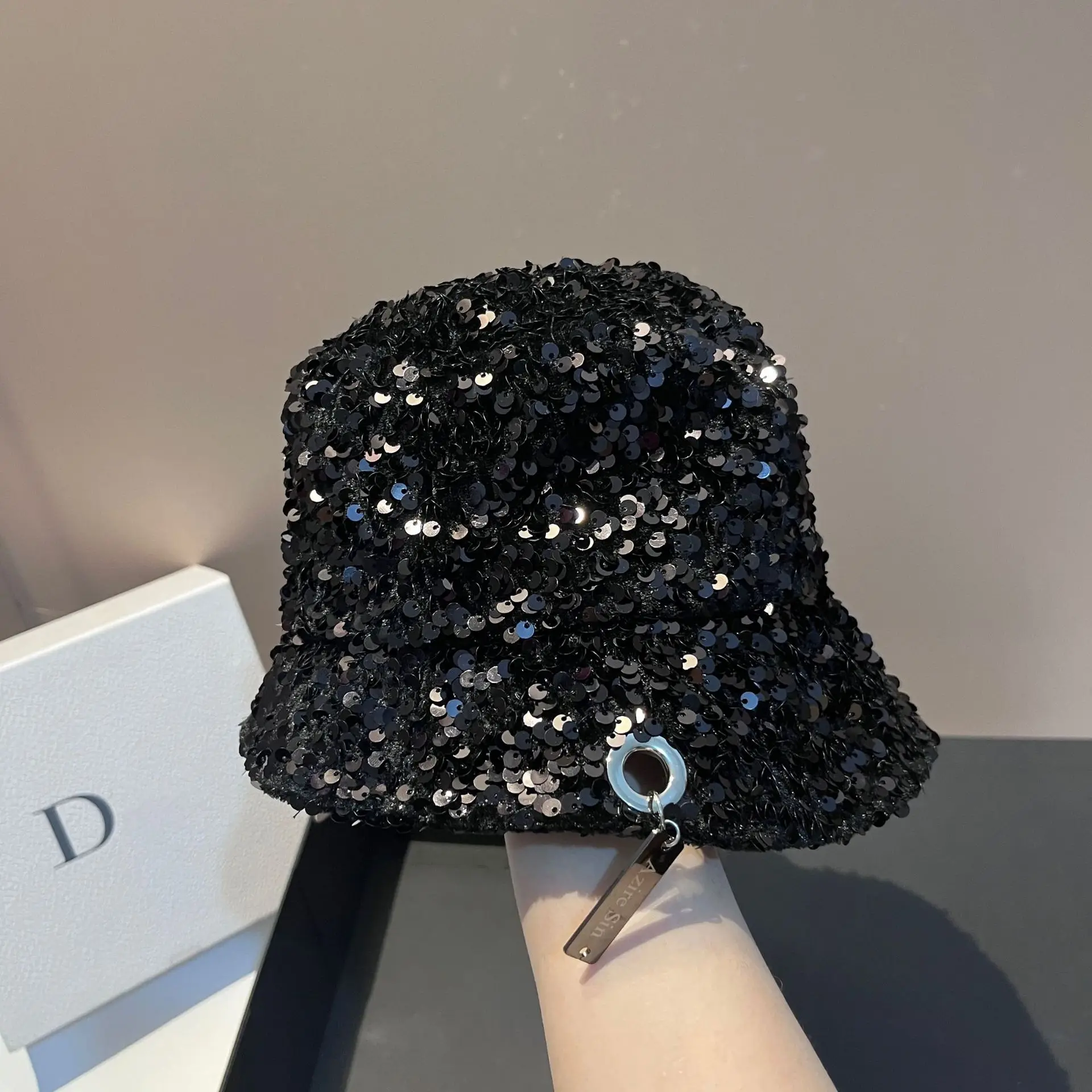 2023 Fashion Light Luxury Leather brim Beret Small Fragrance Versatile Link Sequin Fisherman Hat Outdoor Sunshade Hat