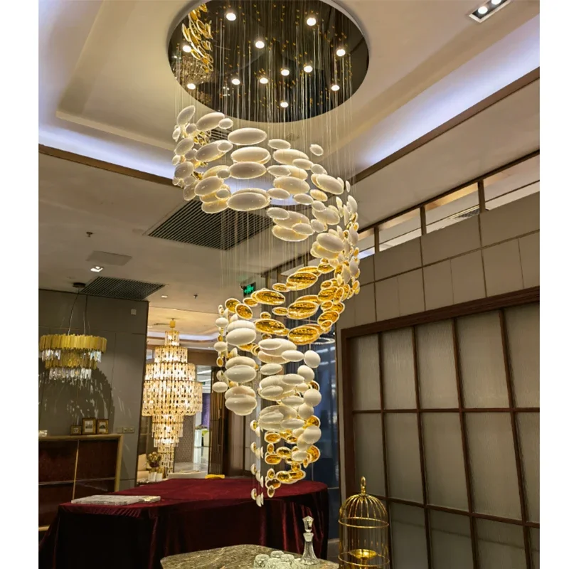 Luxury Crystal Chandeliers Gold Hotel Villas Spiral Staircase Aerial Decorative Lighting Can Be Customized