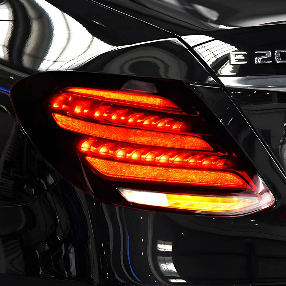 

Auto Back Lamp Assembly For Benz E-Class W213 E200 E260 E300 2016-2020 Upgrade LED Car Streamer Turn Taillight Tool Accessories