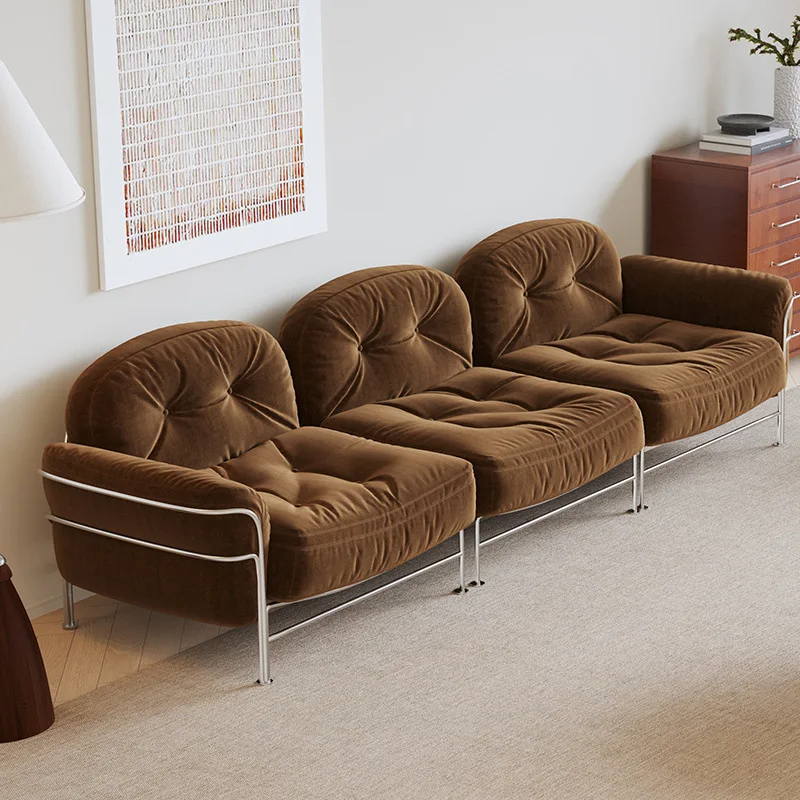 Sofá reto para apartamento pequeno